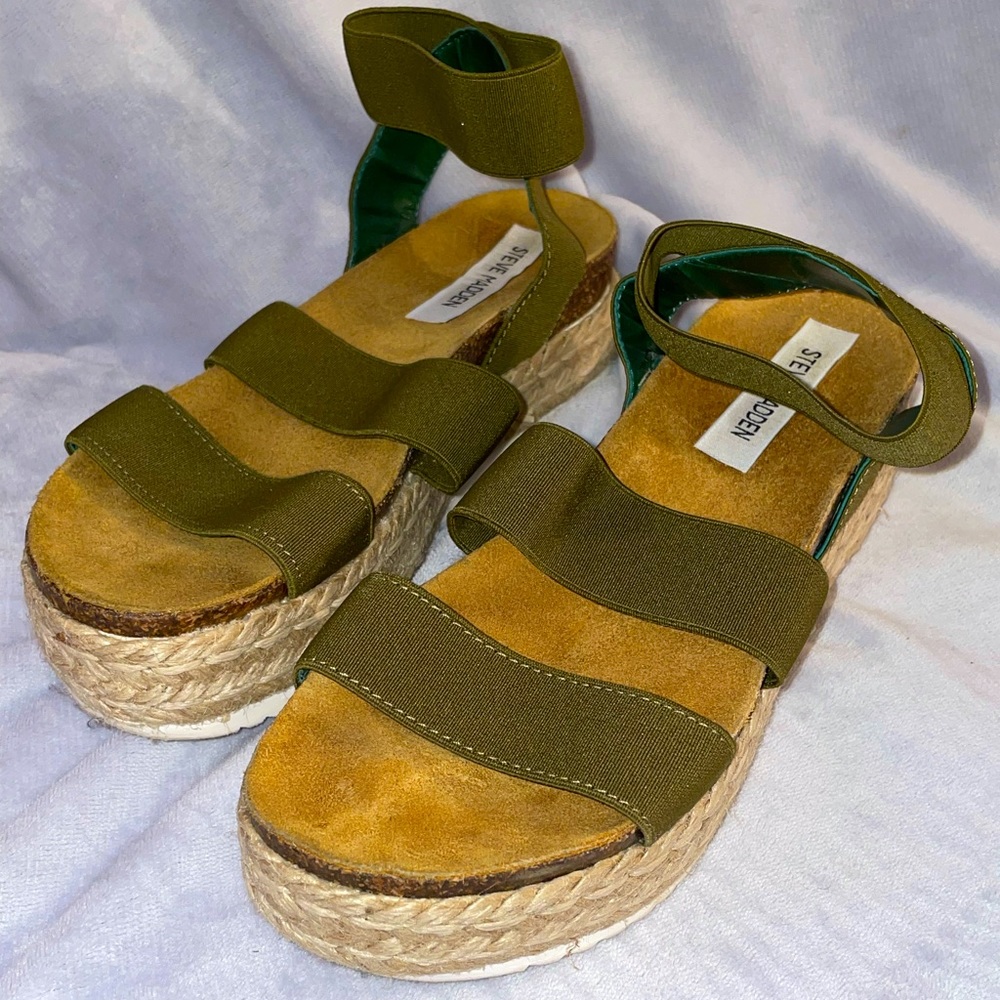 Steve Madden Kimmie Olive sandals size 8